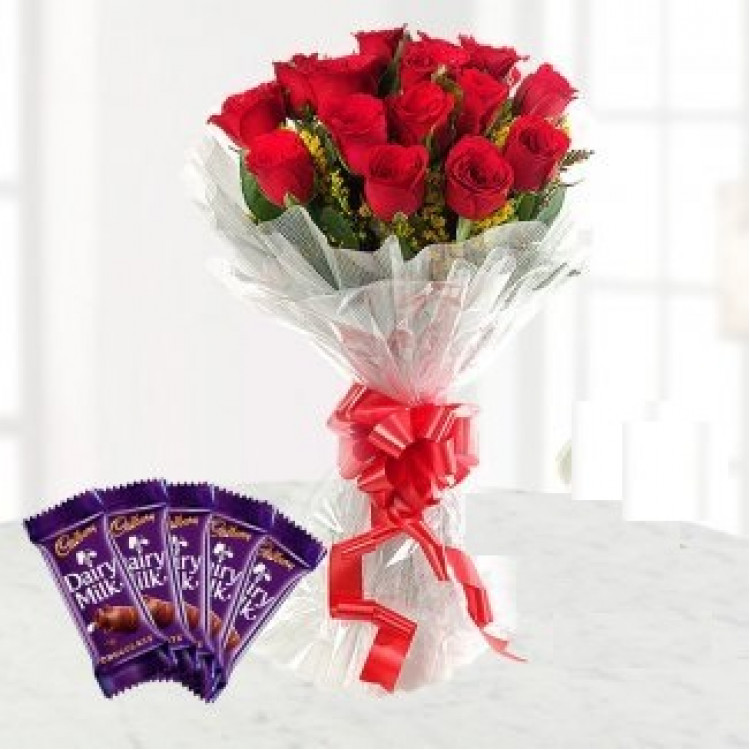 Stunning Red Roses With Chocolates